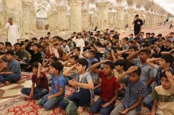 طلبة الدورات الصيفية في ضيافة العتبة العلوية المقدسة 